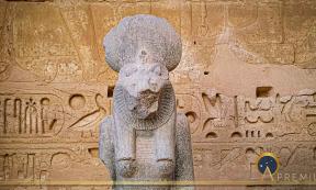 Sekhmet at Rameses III’s temple at Mabinet Habu (abrilla / Adobe Stock)