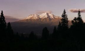 Mount Shasta. (Image credit copyright © Dustin Naef.)