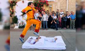 The El Colacho baby jumping festival. Source: Viaggio Routard / Flickr.