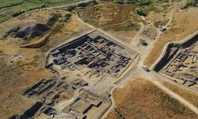 Aerial image of the excavations at Kültepe Kanesh, Anatolia.              Source: Keyseri Provincial Directorate of Culture & Tourism
