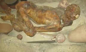 A mummified body of the Gebelein man in the British Museum. Source: Jack1956/CC BY-SA 3.0
