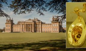 Main: Blenheim Palace (Snowshill / Adobe Stock). Inset: The Gold Toilet (CC by SA 2.0)