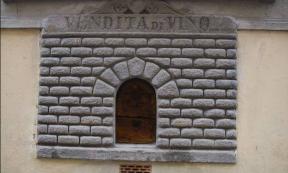 Historic Wine Windows in Florence.	Source:	sailko/CC BY-SA 3.0
