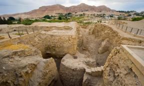 Tell al-Sultan in Jericho is an archaeological site with remains dating back to 10,000 BC. Source: Robert Hoetink / Adobe Stock 