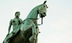 Lady Godiva Statue on her horse in Coventry Town Centre 	Source: xtrillian/Adobe Stock