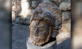 Sculpted head of Maya serpent warrior. Credit: INAH