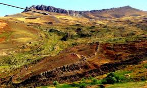 Ark impression, 17 miles south of Ararat. Source: David Allen Deal.