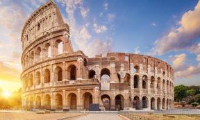 Roman colosseum. Source: phant / Adobe Stock.