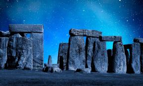 Stonehenge stargazers. Source: vencav / Adobe Stock.
