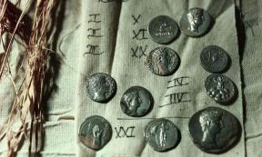 More than 650 priceless ancient Roman coins have been unearthed at the Aizanoi archaeological site in Turkey. Source: Andalou Agency