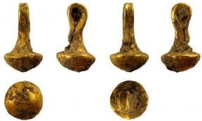 This is the actual size of the gold piece made in Bulgaria’s prehistoric fortified settlement of Solnitsata. 