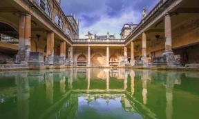 Roman Baths in Bath, England. The house is a well-preserved Roman site for public bathing. 	Source: bnoragitt/Adobe Stock