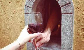 Florence’s historic ‘wine windows’ have reopened in response to COVID-19                 Source: Buchette Del Vino