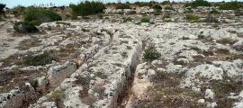 Prehistoric Lines Across Malta Defy Explanation: The Cart Ruts of Misrah Ghar il-Kbir