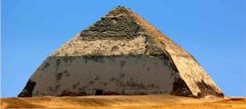 The Bent Pyramid in Dahshur, Egypt.		Source: WitR/Adobe Stock
