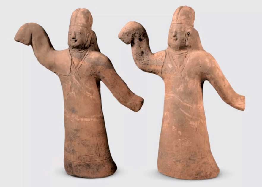Estas figuras danzantes de terracota que parecen fantasmas fueron desenterradas por arqueólogos del Instituto de Reliquias Culturales y Arqueología de Datong en una tumba que data de la dinastía Wei del Norte (386-534) en Datong, en la provincia de Shanxi. (diario chino)
