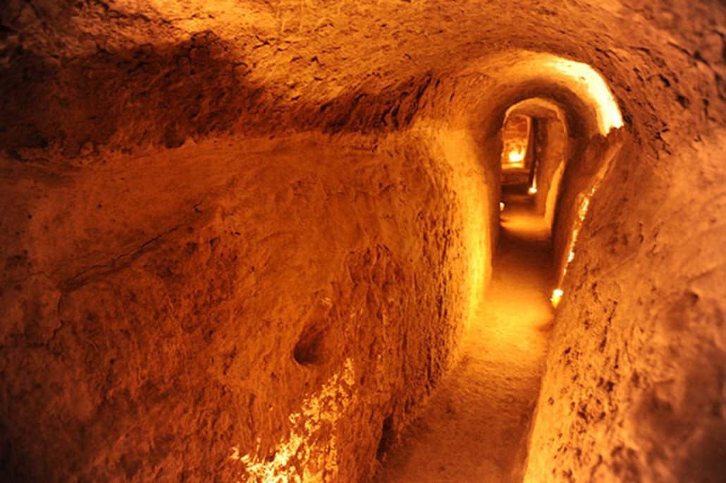 The Underground City Of Nushabad, Stay Curioussis